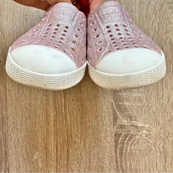 Native Jefferson Kids Shoes Toddler Girl Size 7 Pink Glitter - Picture 6 of 9